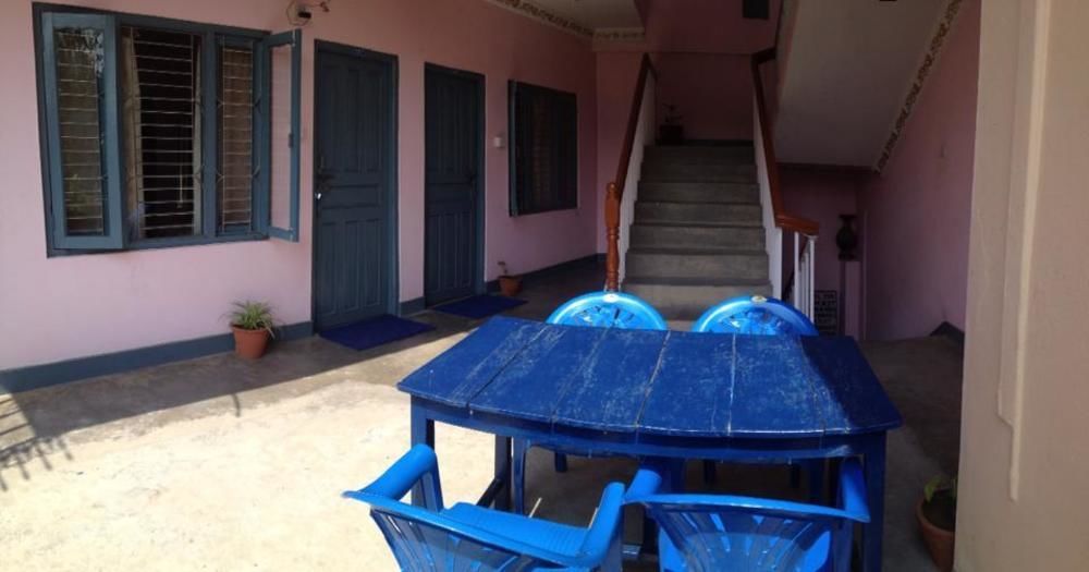 Hotel Lake House Pokhara Bagian luar foto
